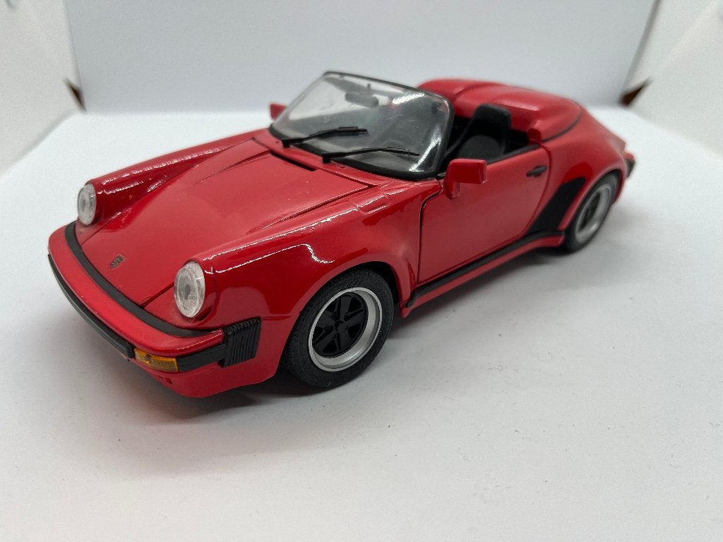 Maisto Porsche 911 Speedster 1989 1/18, Hobby en Vrije tijd, Modelauto's | 1:18, Ophalen of Verzenden, Zo goed als nieuw, Auto