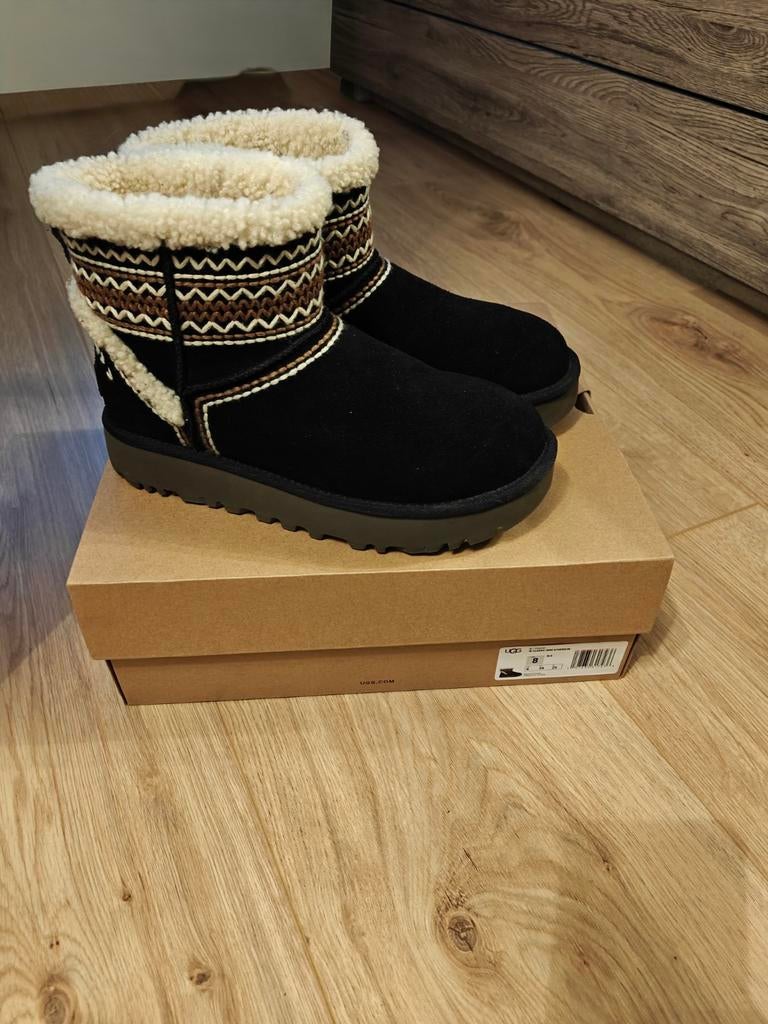 Ugg schoenen voor de winter maat 39, Ophalen of Verzenden