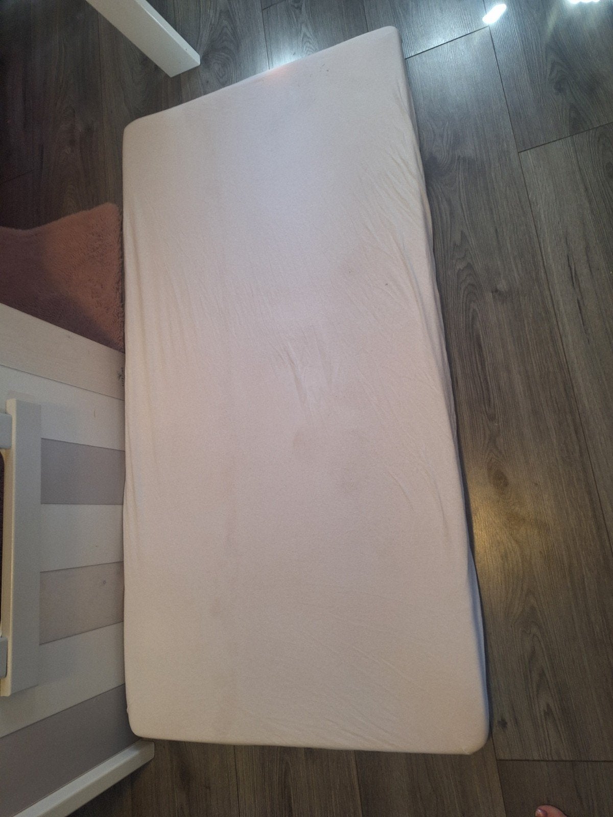 Matras met hoeslaken. 70x150cm, Gebruikt, Matras, Eenpersoons, 70 cm of minder