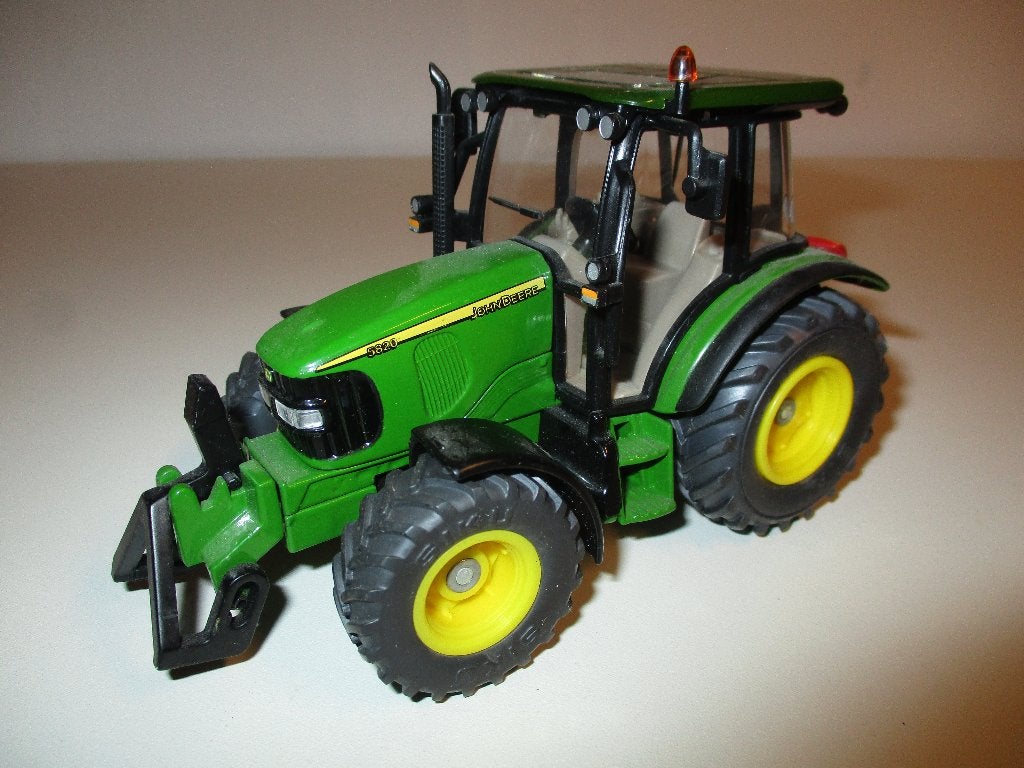 Siku John Deere 5820, Ophalen of Verzenden, Gebruikt, Tractor of Landbouw, SIKU