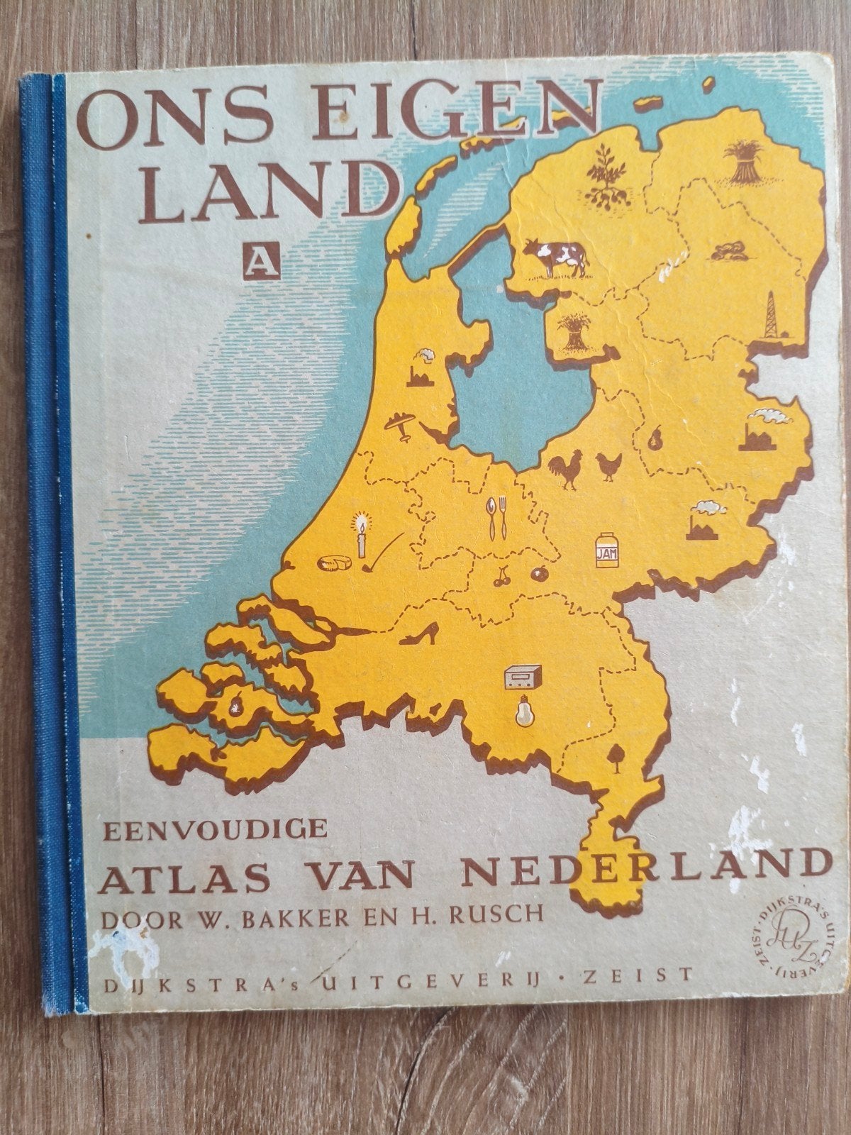 Ons Eigen Land - Eenvoudige Atlas van Nederland (1950), Boeken, Gelezen, Overige atlassen, Ophalen of Verzenden, W. Bakker en H. Rusch