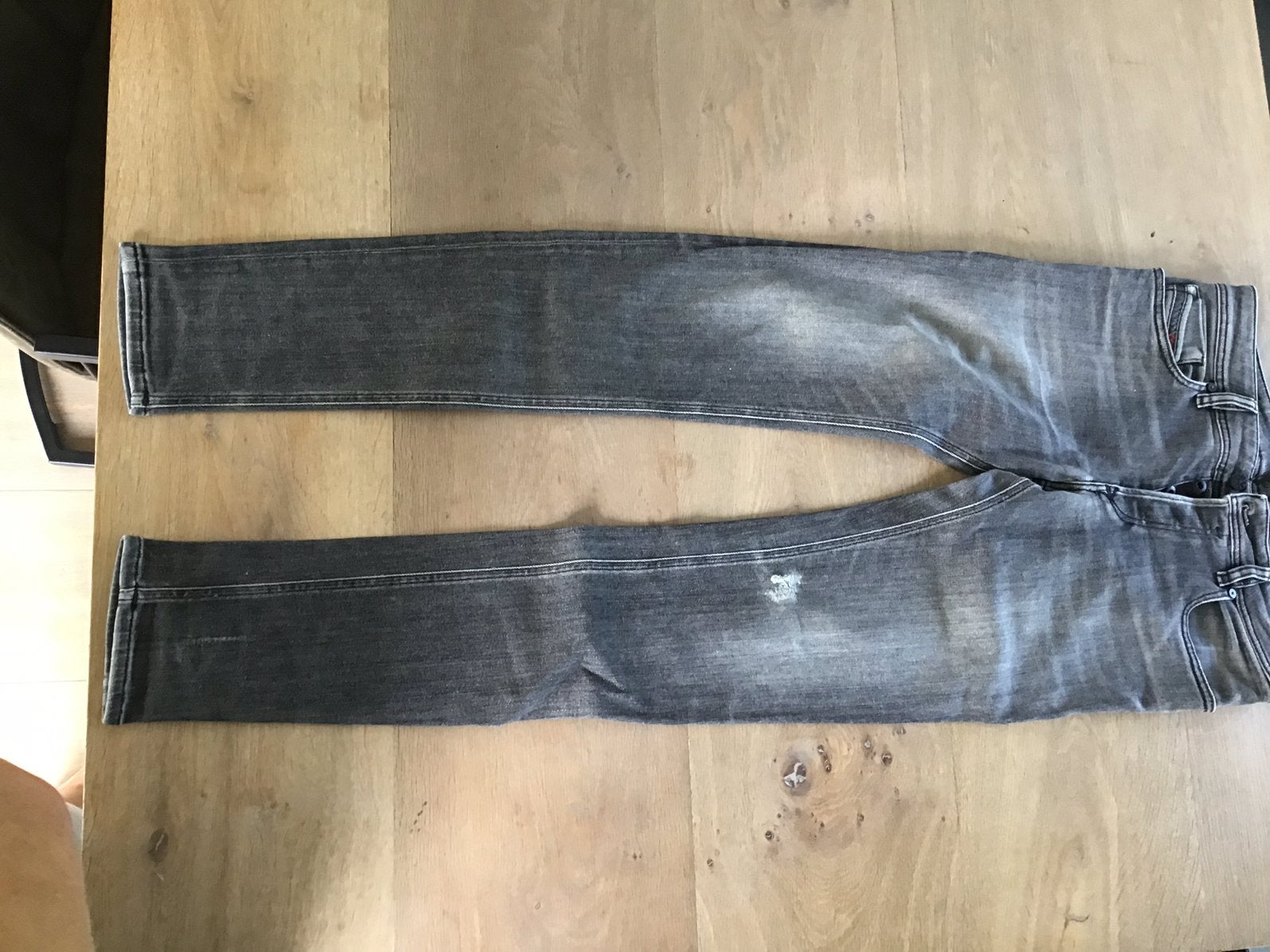 Diesel spijkerbroek, maat 29,Lengte 32,  grijs, nieuw, Kleding | Heren, Spijkerbroeken en Jeans, Diesel, Nieuw, W32 (confectie 46) of kleiner