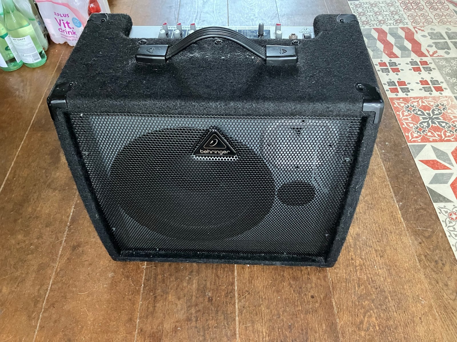 Behringer K900FX 90W PA/Keyboard Versterker, Ophalen, Gebruikt, Minder dan 500 watt, Keyboardversterker