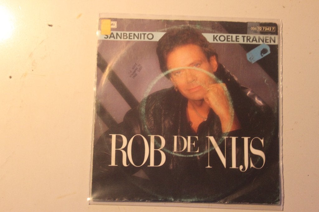 700o - rob de nijs--a--sanbenito--b--koele tranen, Ophalen of Verzenden, Gebruikt, Nederlandstalig