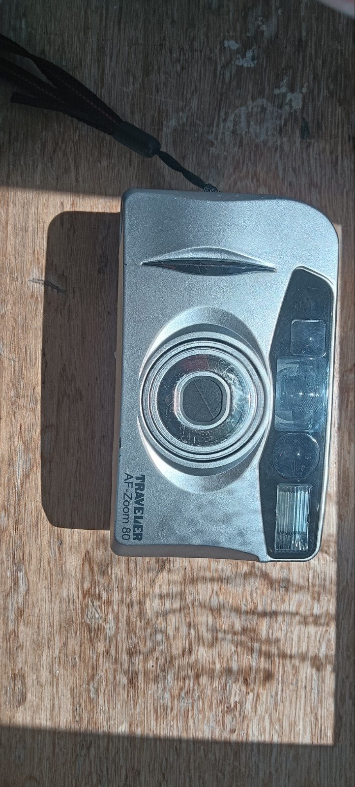 Traveler AF-Zoom 80 compact camera met batterij, Audio, Tv en Foto, Fotocamera's Analoog, Ophalen, Gebruikt, Compact, Overige Merken