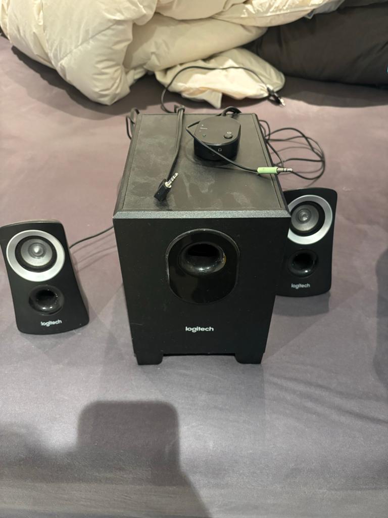 Logitech 2.1 Luidsprekerset met Subwoofer, Ophalen, Gebruikt, Audiokanaal 2.1