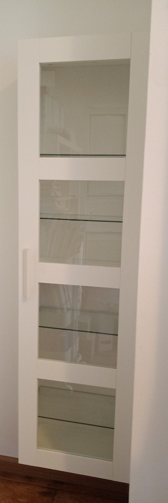 Witte vitrinekast van IKEA - 135x38,5x20 cm, Ophalen of Verzenden, Zo goed als nieuw, 25 tot 50 cm