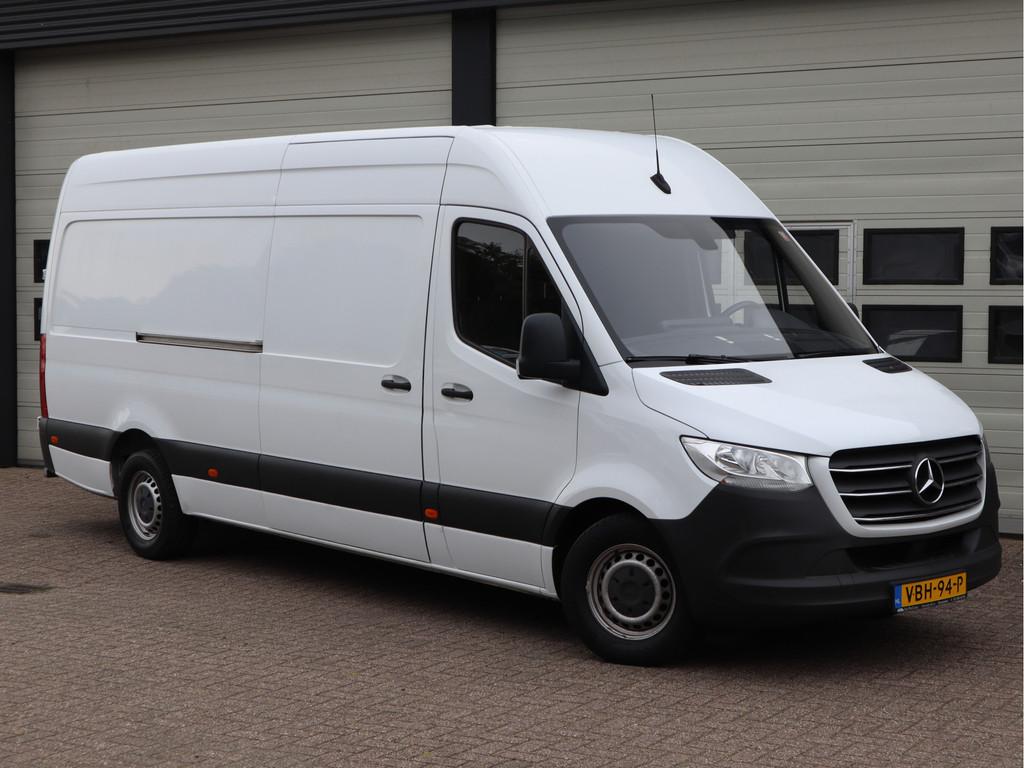 Mercedes-Benz Sprinter 316 CDI L3H2 Maxi Euro 6 - MBUX - Cru, Auto's, Bestelauto's, 13 km/l, Gebruikt, 4 cilinders, Multifunctioneel stuurwiel