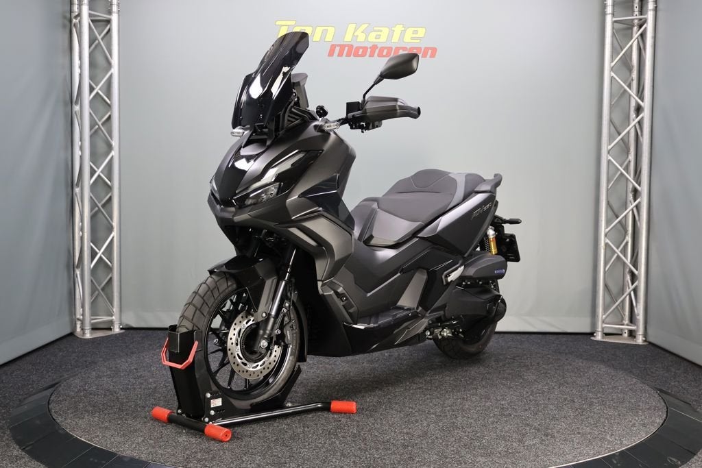 Honda ADV 350, Toermotor, ABS, 350 cc, 12 t/m 35 kW
