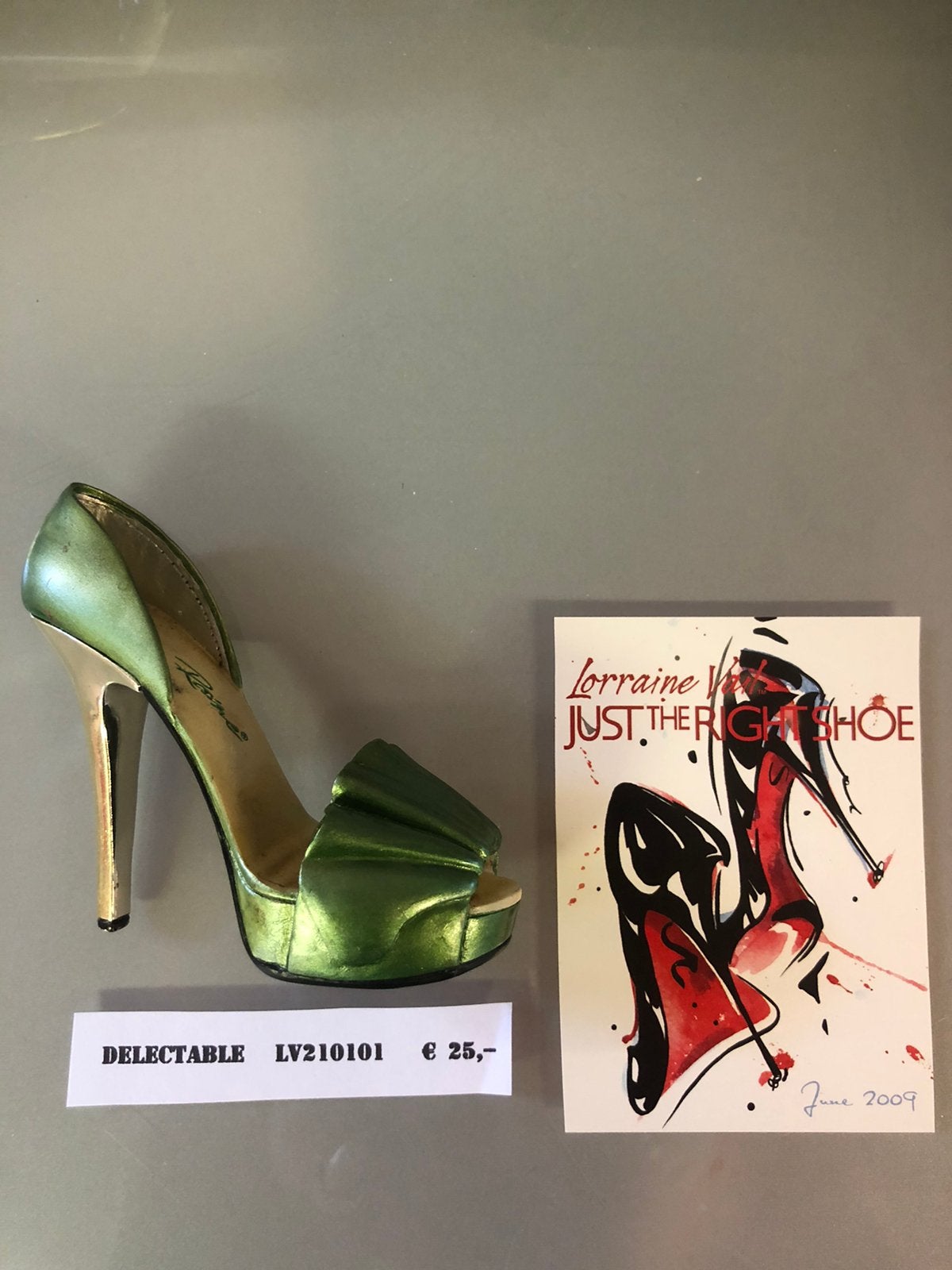 Just the right shoe, Ophalen of Verzenden, Zo goed als nieuw