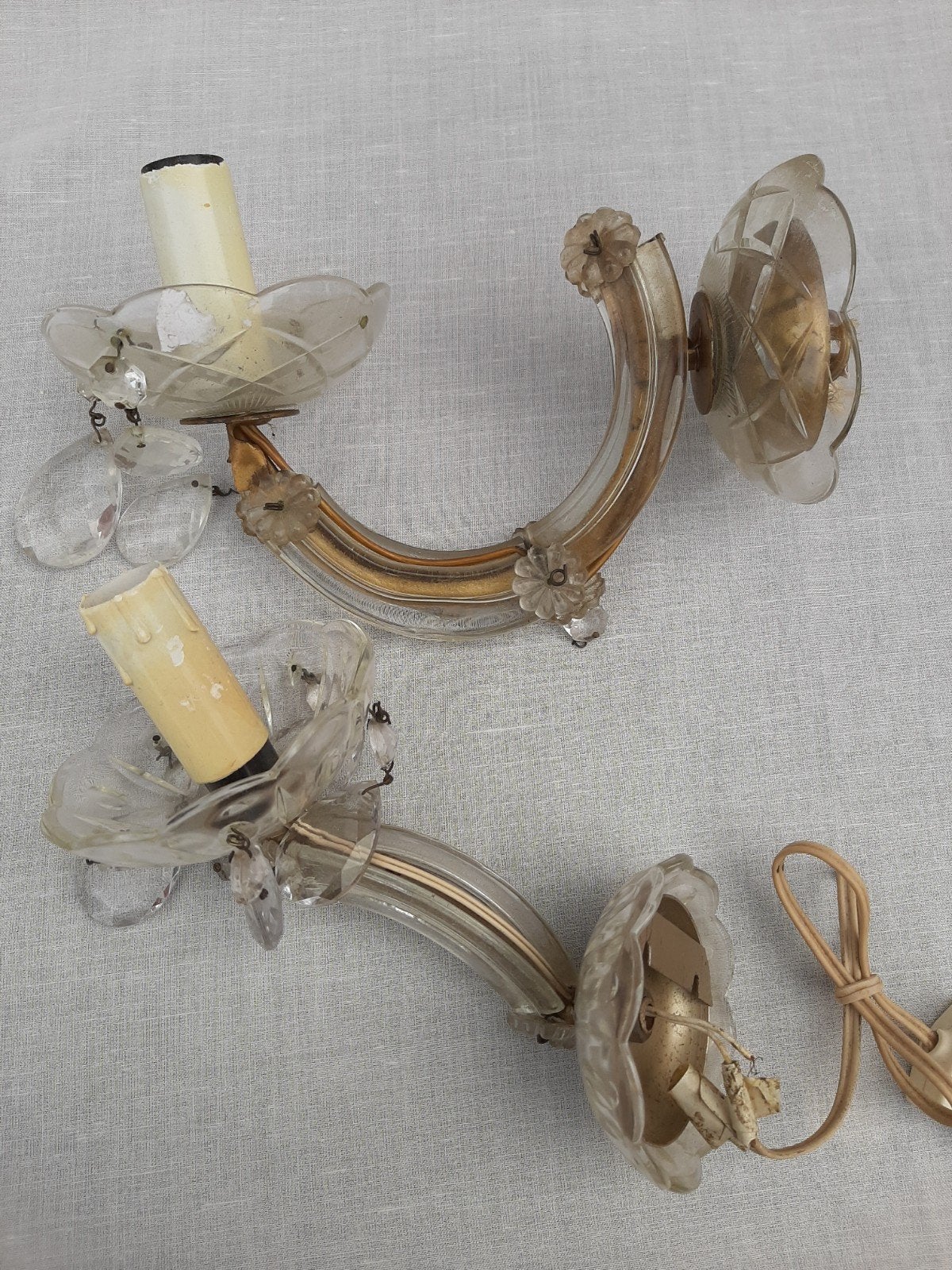 2 oude glazen wandlampjes met pegels/ opknappers, Ophalen of Verzenden