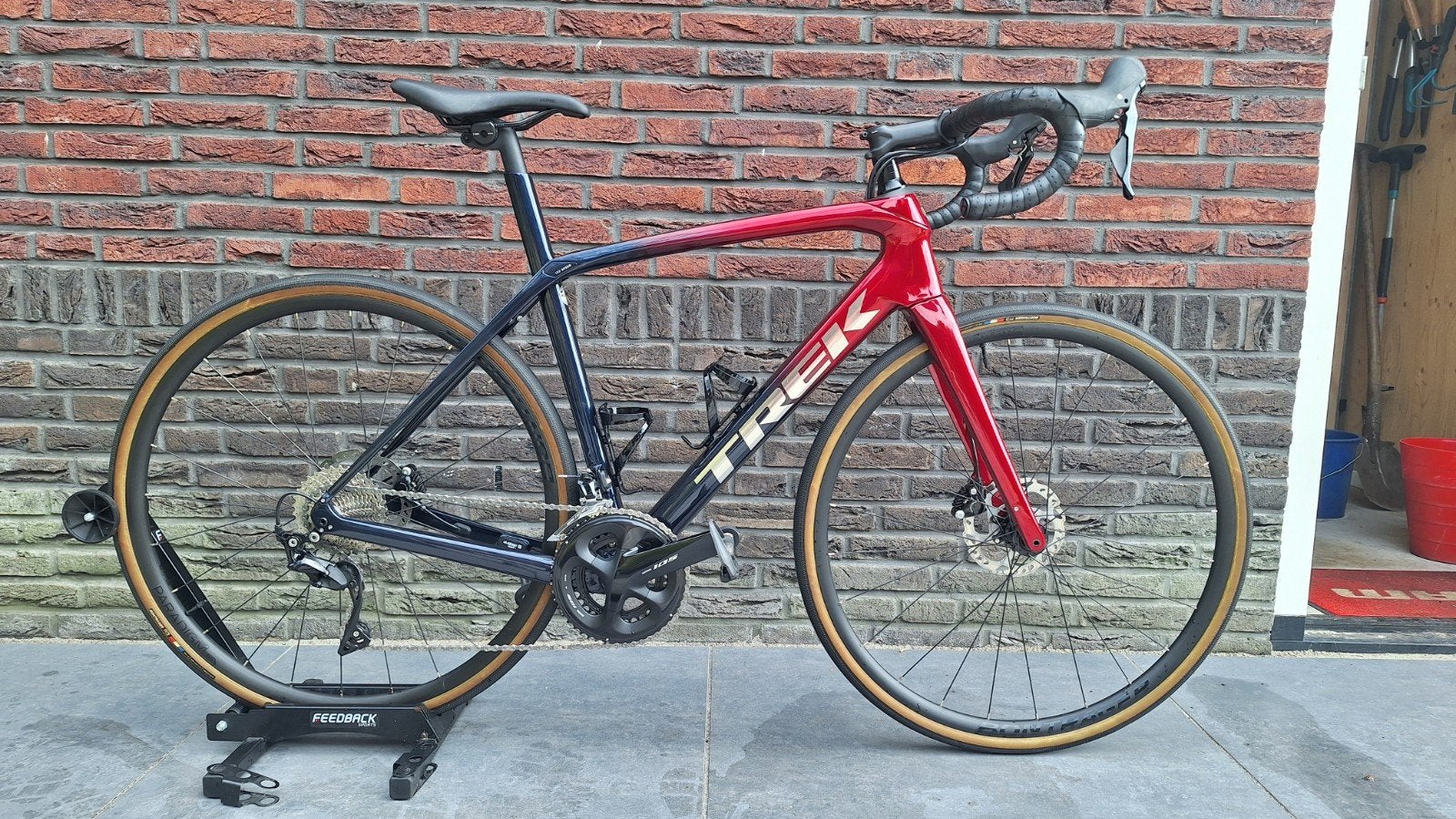 Trek Domane SL 5 Gen 3 54 CM - Zo goed als nieuw, 28 inch, Zo goed als nieuw, Meer dan 20 versnellingen, Schijfrem