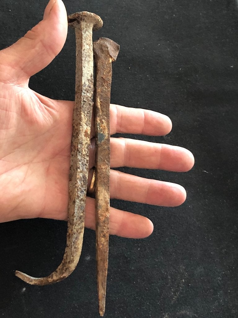 Middeleeuwse IJzeren MUUR SPIJKERS uit Kerk 1100 jr. intact, Ophalen of Verzenden