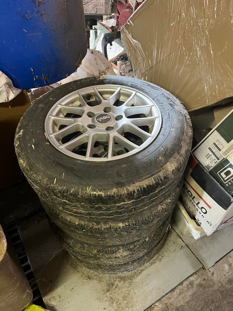 Banden en velg  Volkswagen transporter t4, Ophalen, 15 inch, Band(en), 195 mm