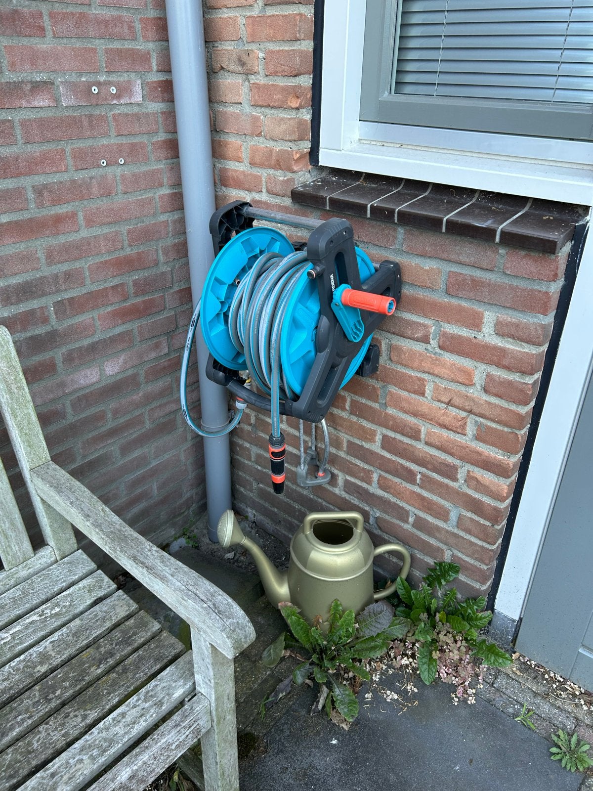 Gardena tuinslang met houder, Tuin en Terras, Tuinslangen, Ophalen of Verzenden, Gebruikt, Tuinslanghaspel