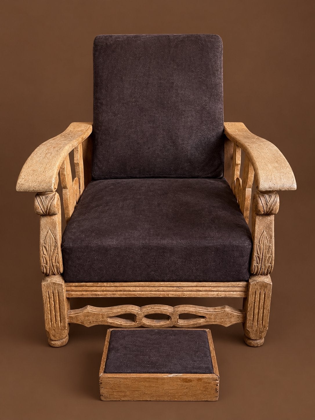 Vintage houten fauteuil met voetenbankje | karaktervol, Ophalen, Gebruikt, 100 tot 125 cm, Landelijk