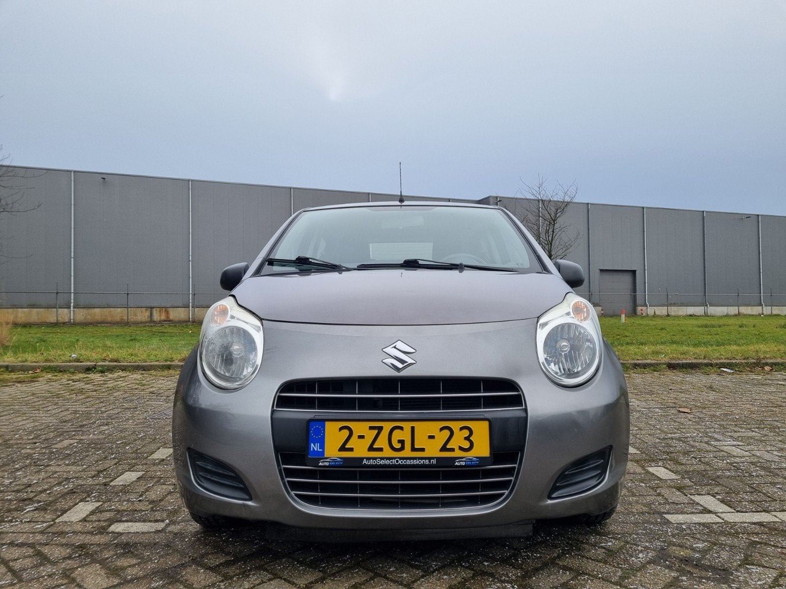 Suzuki Alto 1.0 2015 Grijs, EASSS, Auto's, Voorwielaandrijving, 200 kg, 4 stoelen, Origineel Nederlands