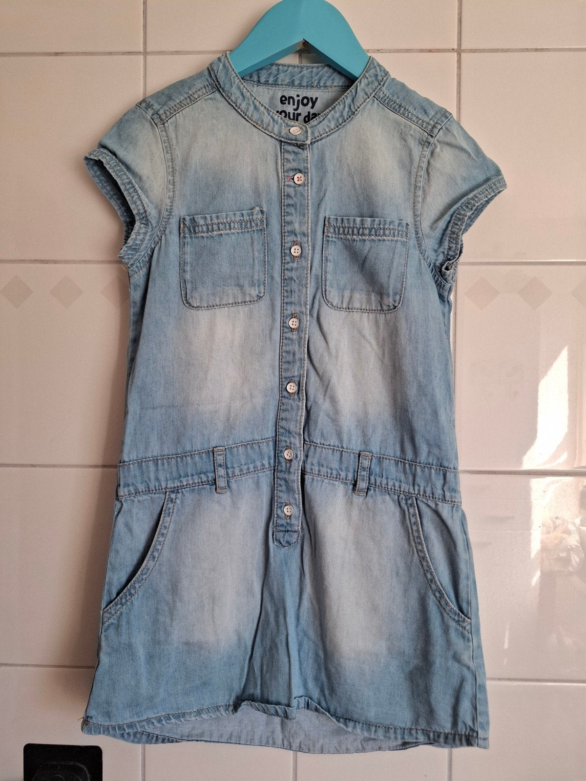 Hema spijkerjurk maat 122/128, Kinderen en Baby's, Kinderkleding | Maat 122, Gebruikt, Meisje, Ophalen of Verzenden, Jurk of Rok
