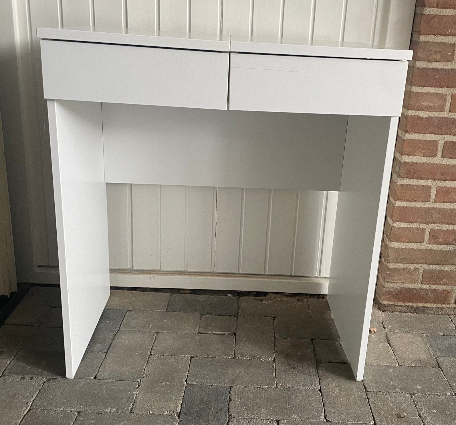 Make-up tafel. IKEA Brimnes, Ophalen, Opbergruimte, Kinderbureau, Zo goed als nieuw