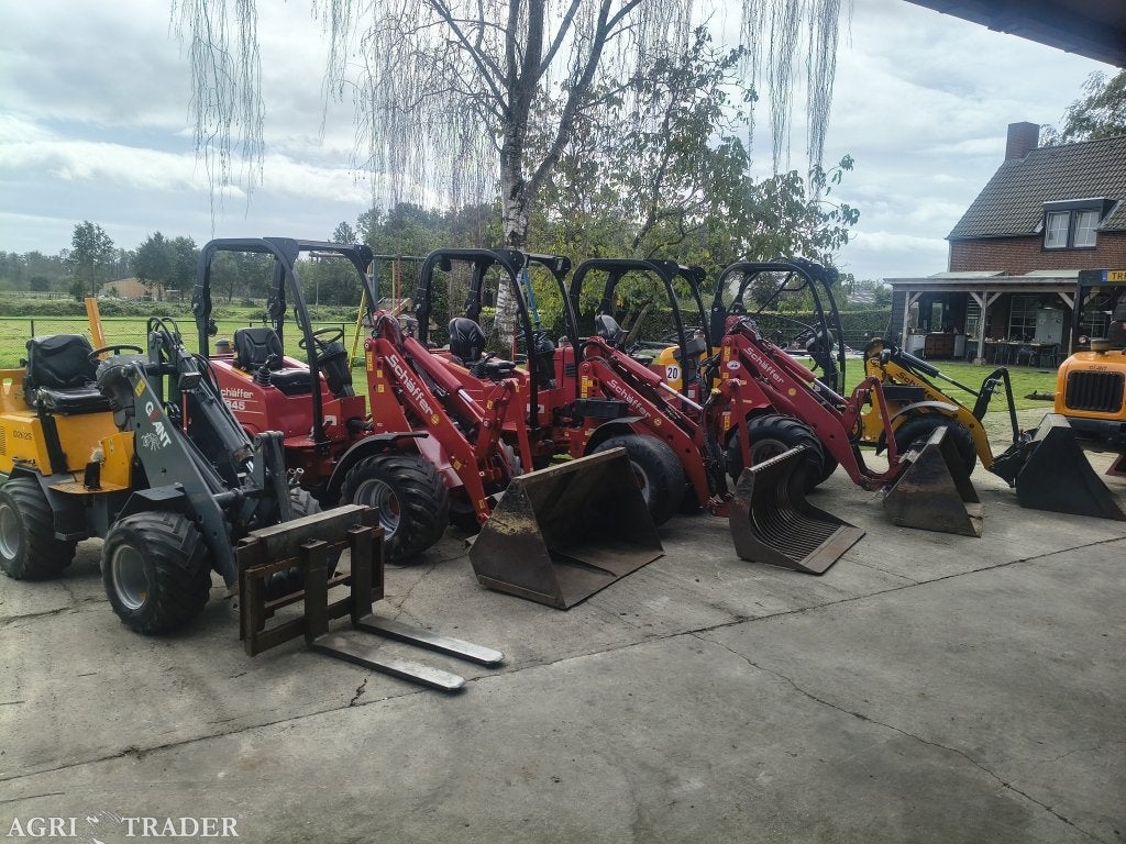 schaffer weidemann giant shovels mini loader, Zakelijke goederen, -, Niet opgegeven, Ophalen of Verzenden, Niet opgegeven