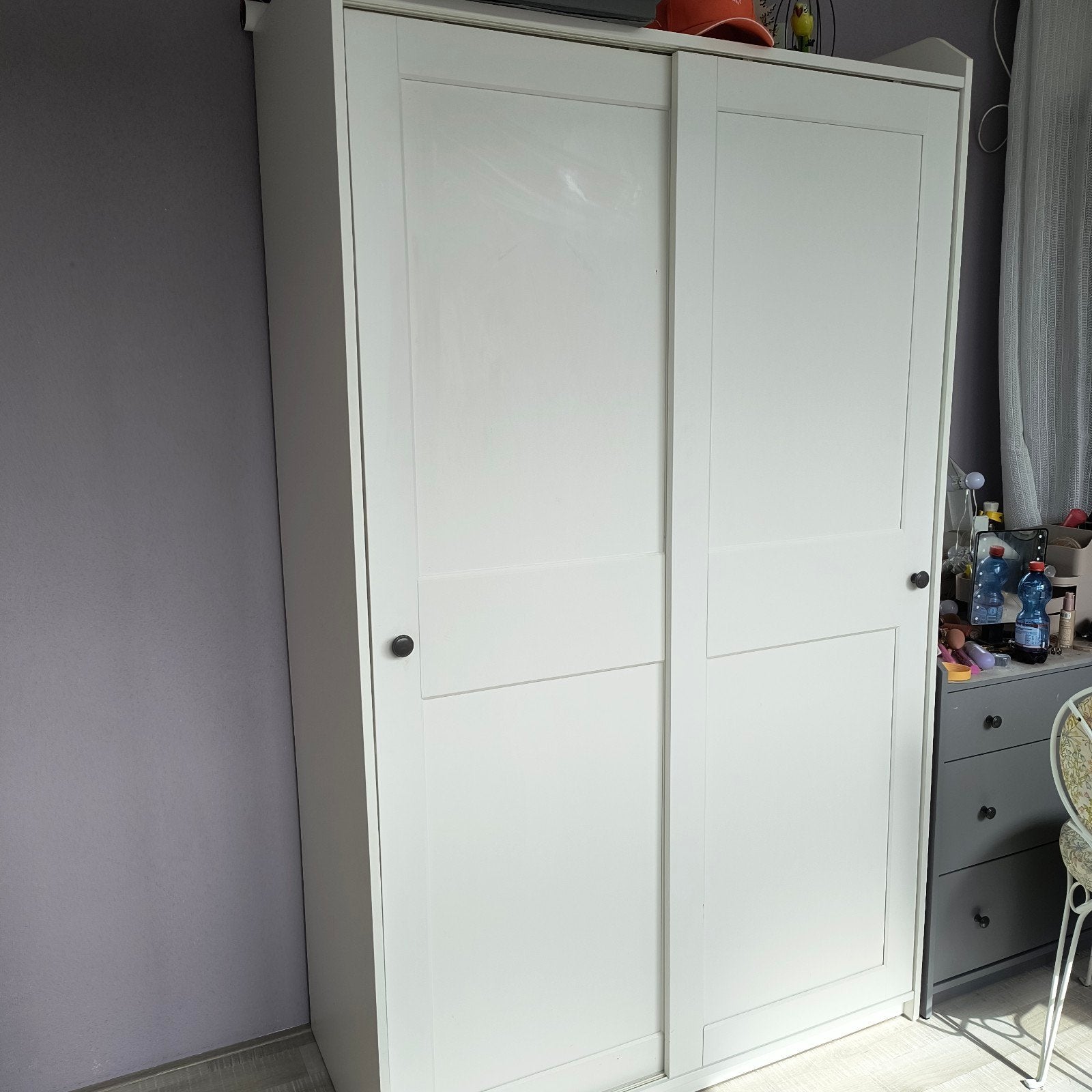 Hauga Ikea kast met schuifdeuren, planken en hanggedeelte, Ophalen, Met deur(en), Gebruikt, 100 tot 150 cm