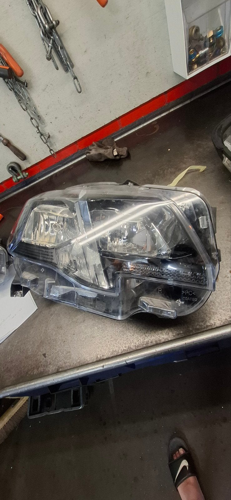 Koplamp peugeot 3008 5008 oortjes afgebr zo vervangen, Ophalen of Verzenden