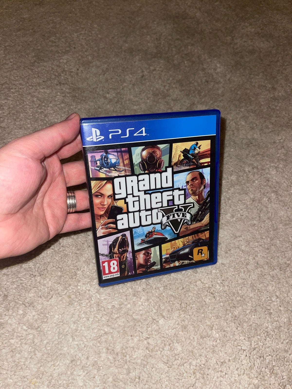 Grand Theft Auto V (GTA 5) PS4 - Zo goed als nieuw, Online, Vanaf 18 jaar, Zo goed als nieuw, 3 spelers of meer