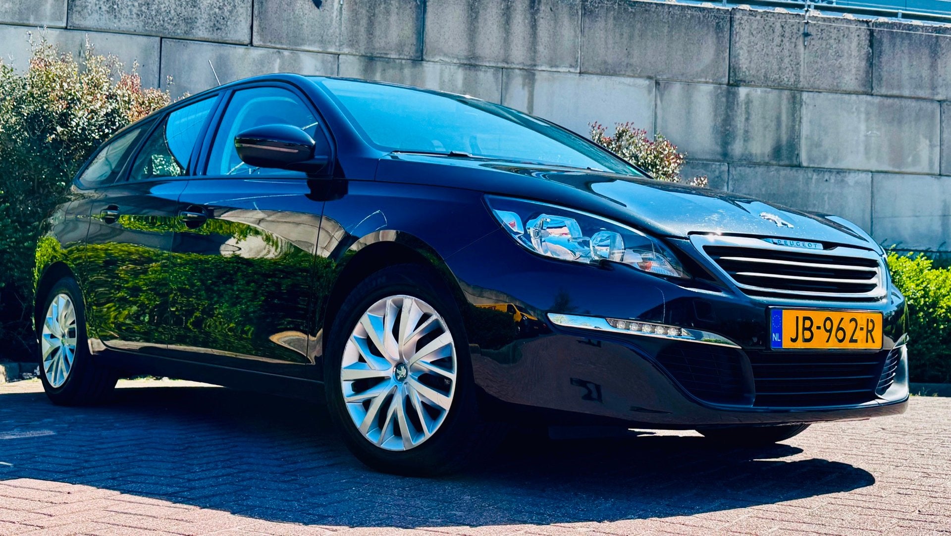 Peugeot 308 SW 1.2 PureTech Blue Lease/D-RIEM V.V/TOP STAAT/, Stof, Gebruikt, 1199 cc, 1165 kg