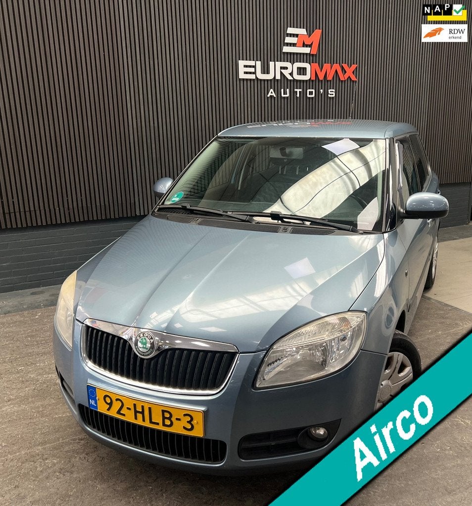 Skoda Fabia 1.4-16V Ambiente 2e eigenaar - NAP - Distr Verva, Voorwielaandrijving, 4 cilinders, Blauw, Origineel Nederlands