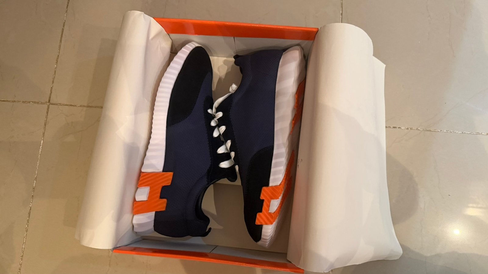Hermes schoenen, Blauw, Ophalen of Verzenden, Sneakers of Gympen, Zo goed als nieuw