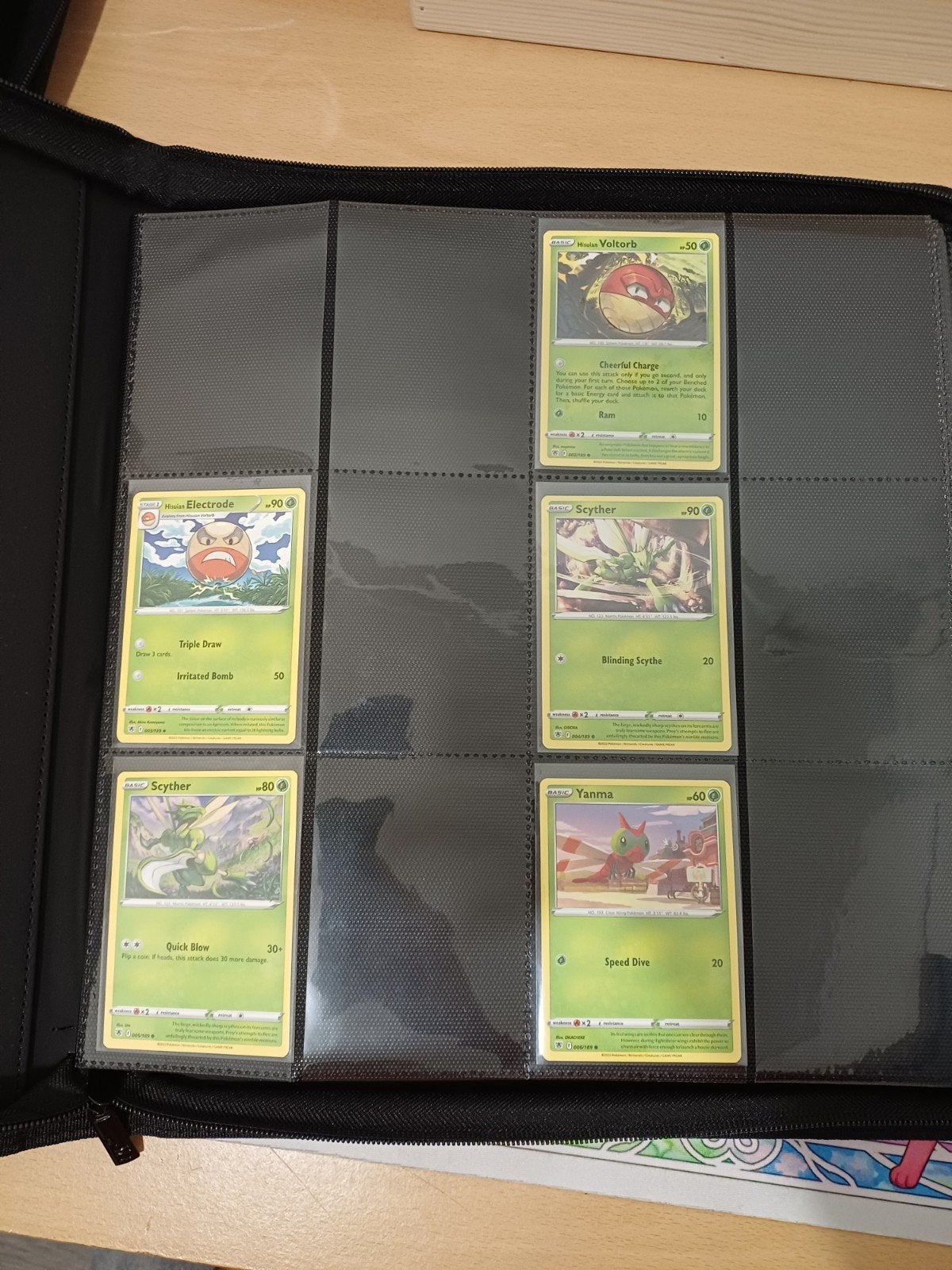 Astral Radiance pokemon kaarten met hits etc., Ophalen of Verzenden, Zo goed als nieuw, Meerdere kaarten, Foil