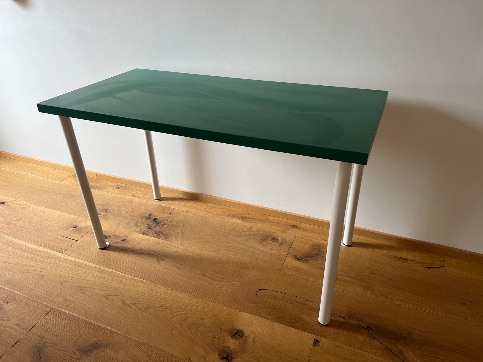IKEA Linnmon/Adils bureau/tafel - Groen, Huis en Inrichting, Tafels | Eettafels, Ophalen, Gebruikt, 100 tot 150 cm, Tot twee personen