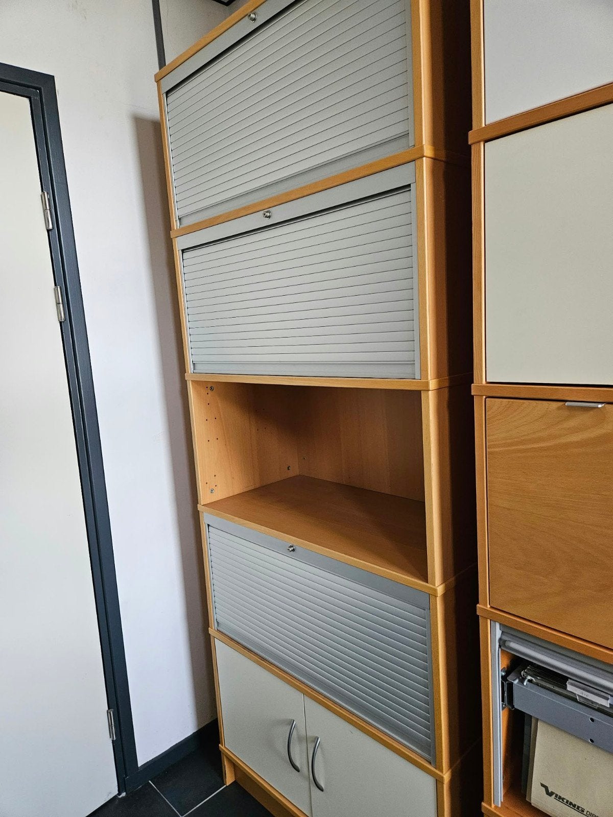 Modulaire kasten met roldeur, klapdeur of open vakken, 50 tot 100 cm, Zo goed als nieuw, 150 tot 200 cm, 25 tot 50 cm