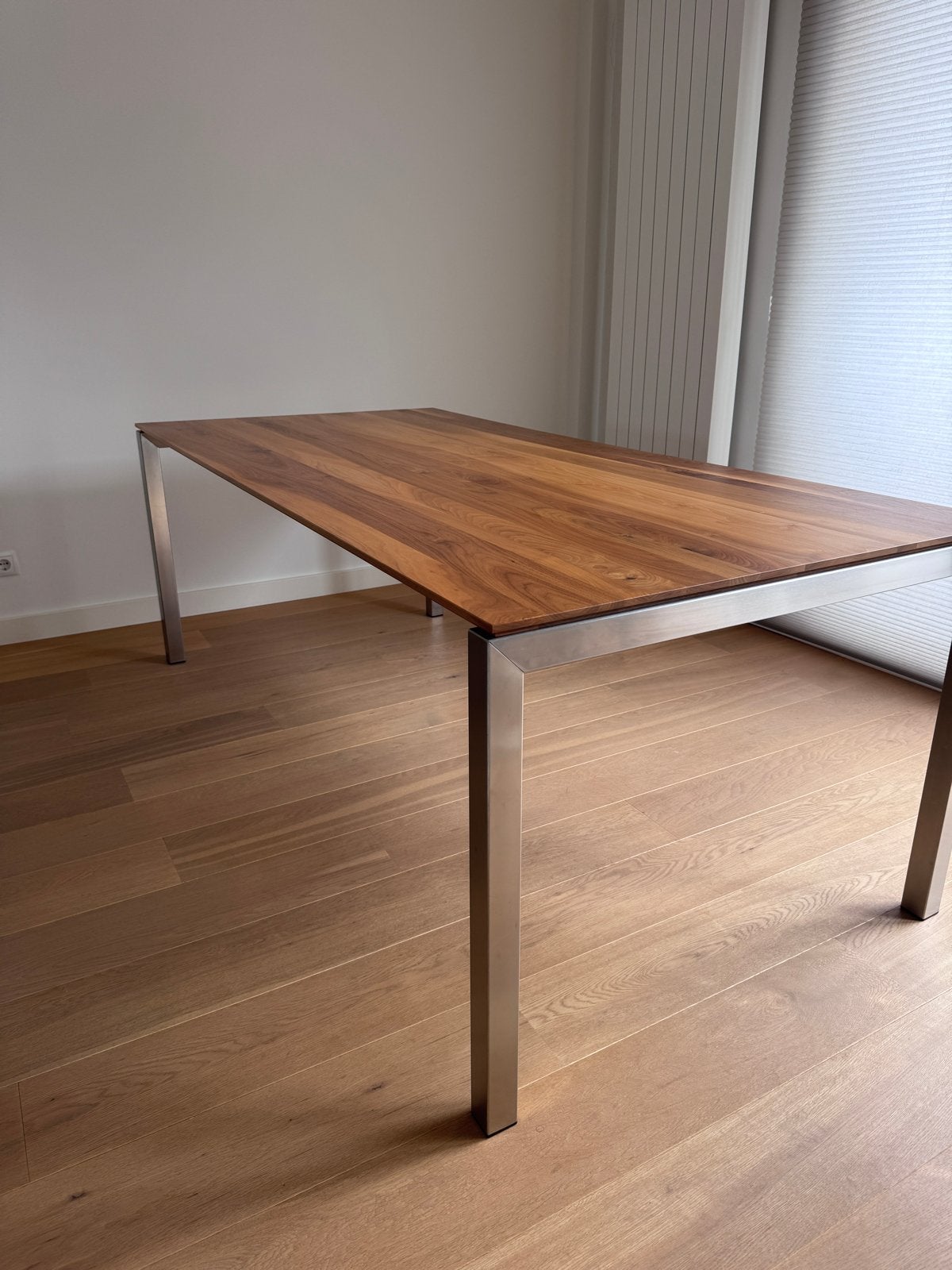 Grote houten eettafel 210x100 cm – RVS onderstel, Huis en Inrichting, Ophalen, 100 tot 150 cm, Zo goed als nieuw, 150 tot 200 cm
