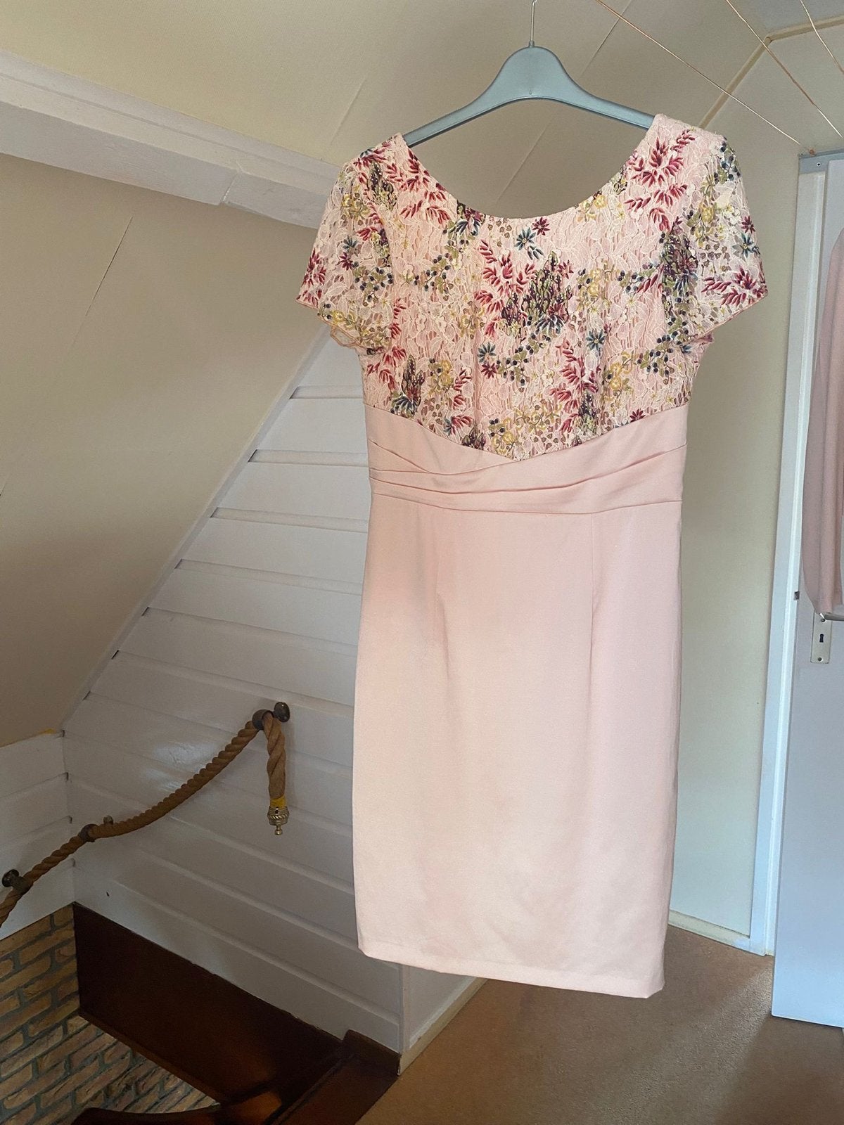 Mooi Steps jurkje met bloemenprint en roze onderkant, Ophalen of Verzenden, Knielengte, Roze, Maat 36 (S)