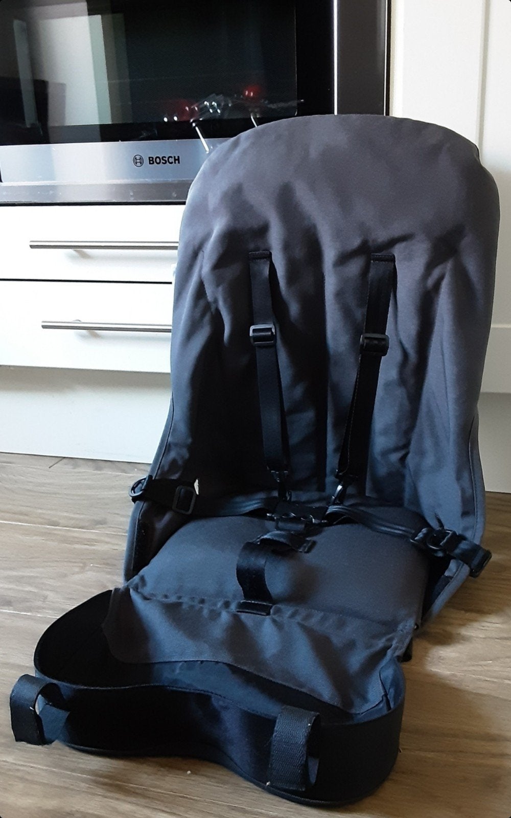 Bugaboo Cameleon zitting buggyzit bekleding

Dark grey, Kinderen en Baby's, Ophalen of Verzenden, Nieuw
