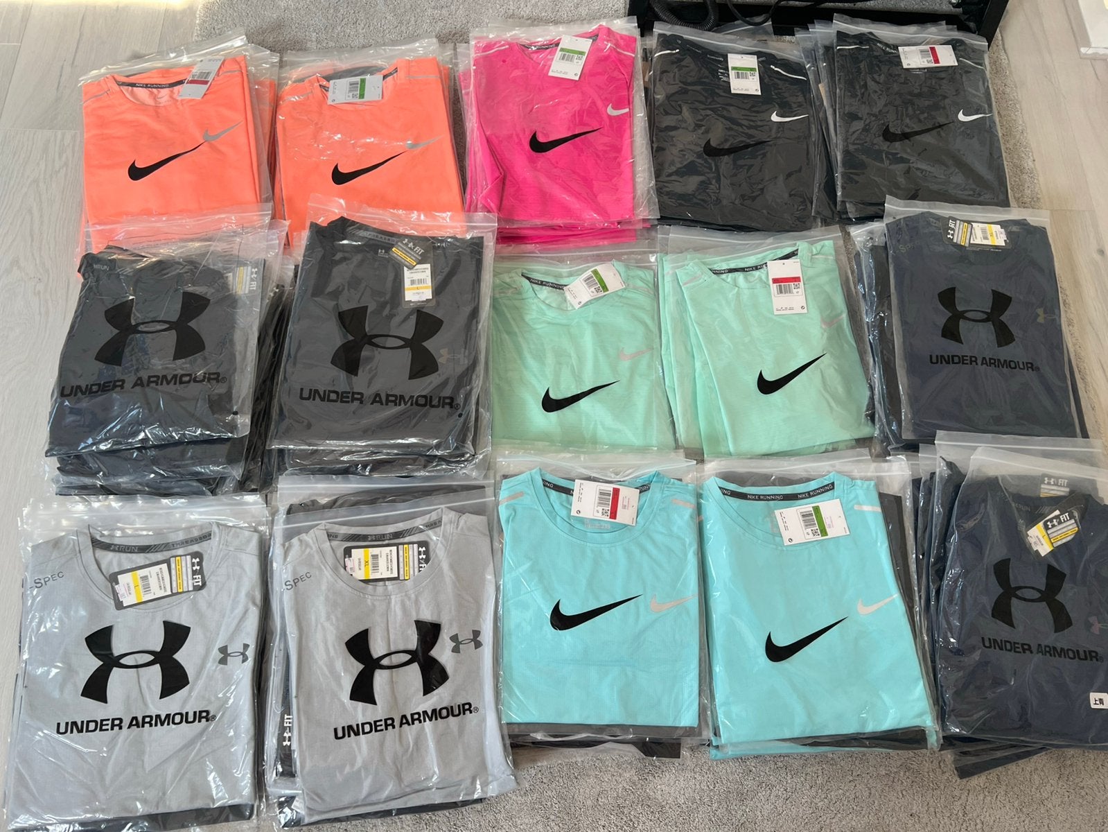 Zomersetjes | BULK | UA & NIKE MILLER | maat M & L, Ophalen of Verzenden, Nieuw, Overige kleuren