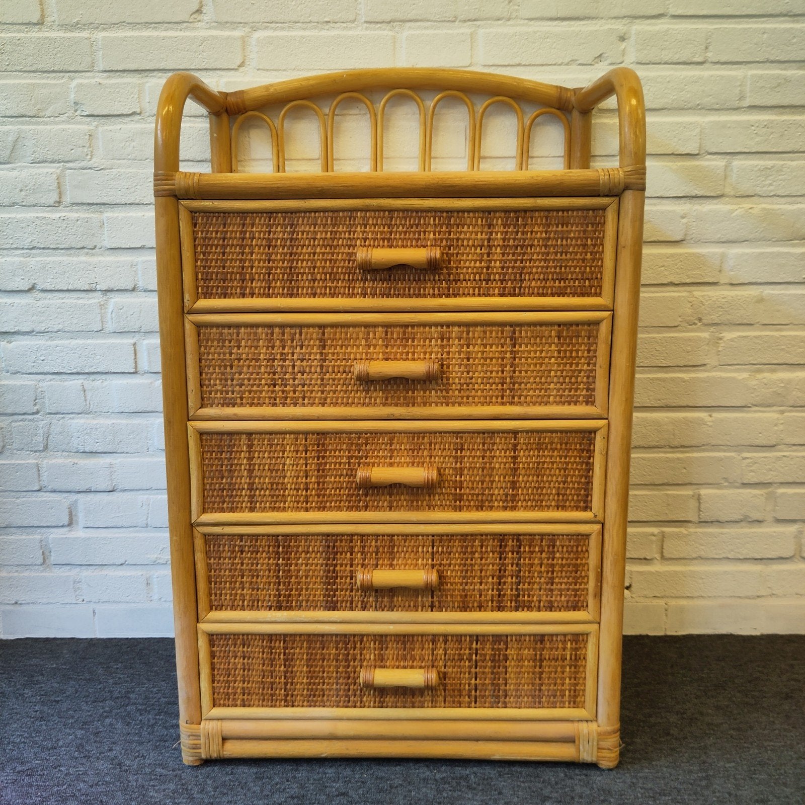 Prachtig retro grenen rotan 5 laden kastje, Huis en Inrichting, 5 laden of meer, Bohemian, Zo goed als nieuw, Minder dan 100 cm