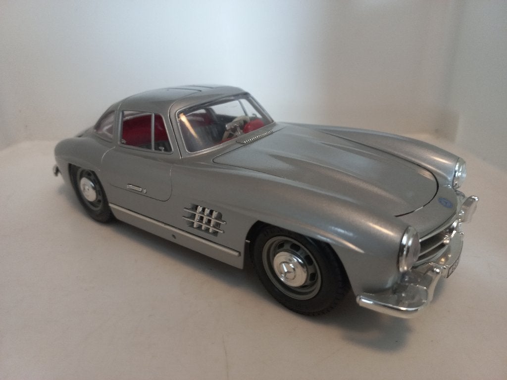 Mercedes 300 SL 1954 Bburago 1:18 modelauto 147, Ophalen of Verzenden, Zo goed als nieuw, Auto, Bburago