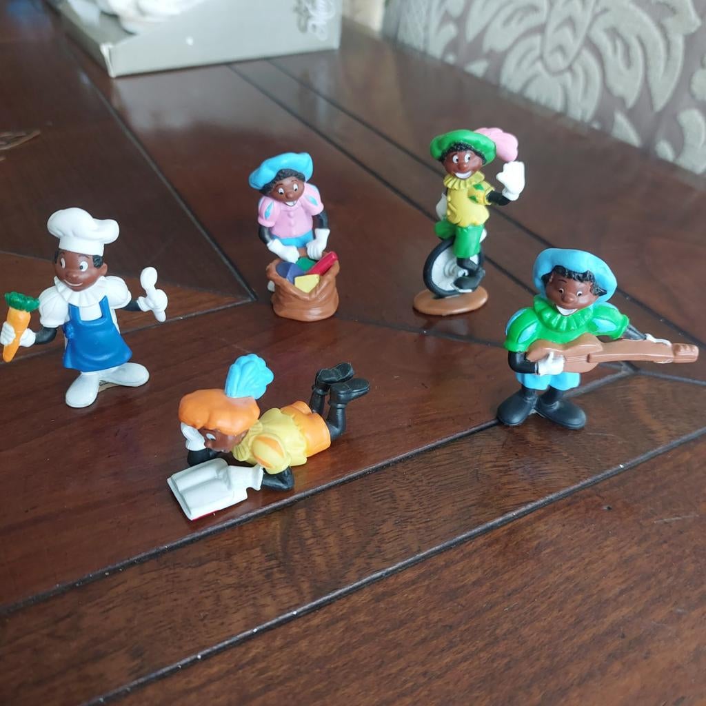 5 Zwarte Pietjes, Ophalen of Verzenden, Gebruikt