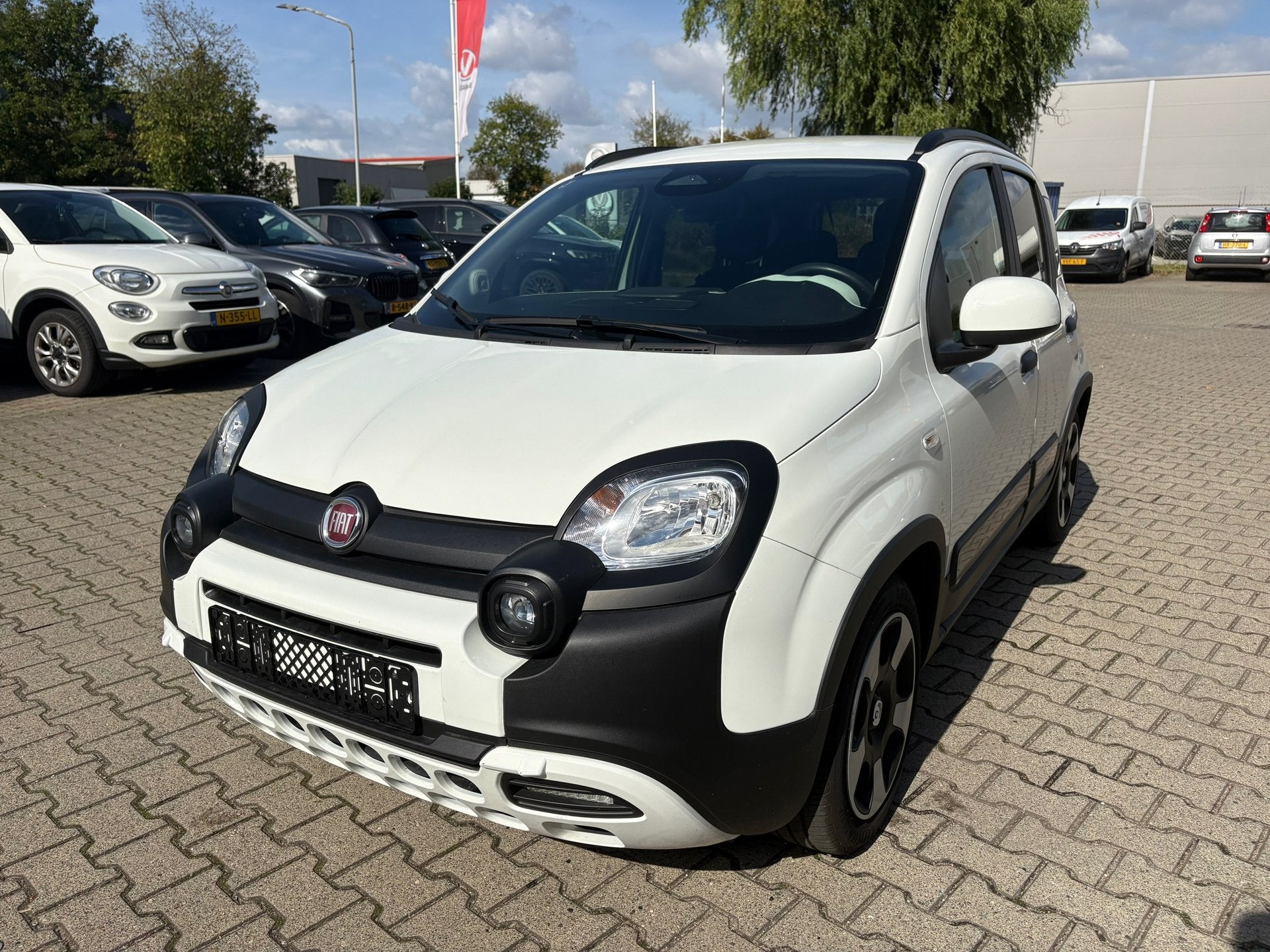 Fiat PANDA 1.0 Hybrid Pandina (BOVAG/RIJKLAARPRIJS), Auto's, 12 maanden, Stof, Gebruikt, Panda