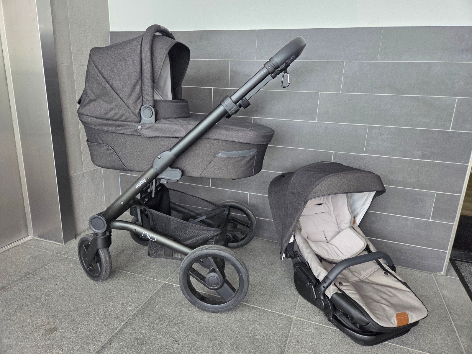 mutsy Nio complete kinderwagen, Kinderen en Baby's, Kinderwagens en Combinaties, Ophalen, Zo goed als nieuw, Combiwagen, Mutsy
