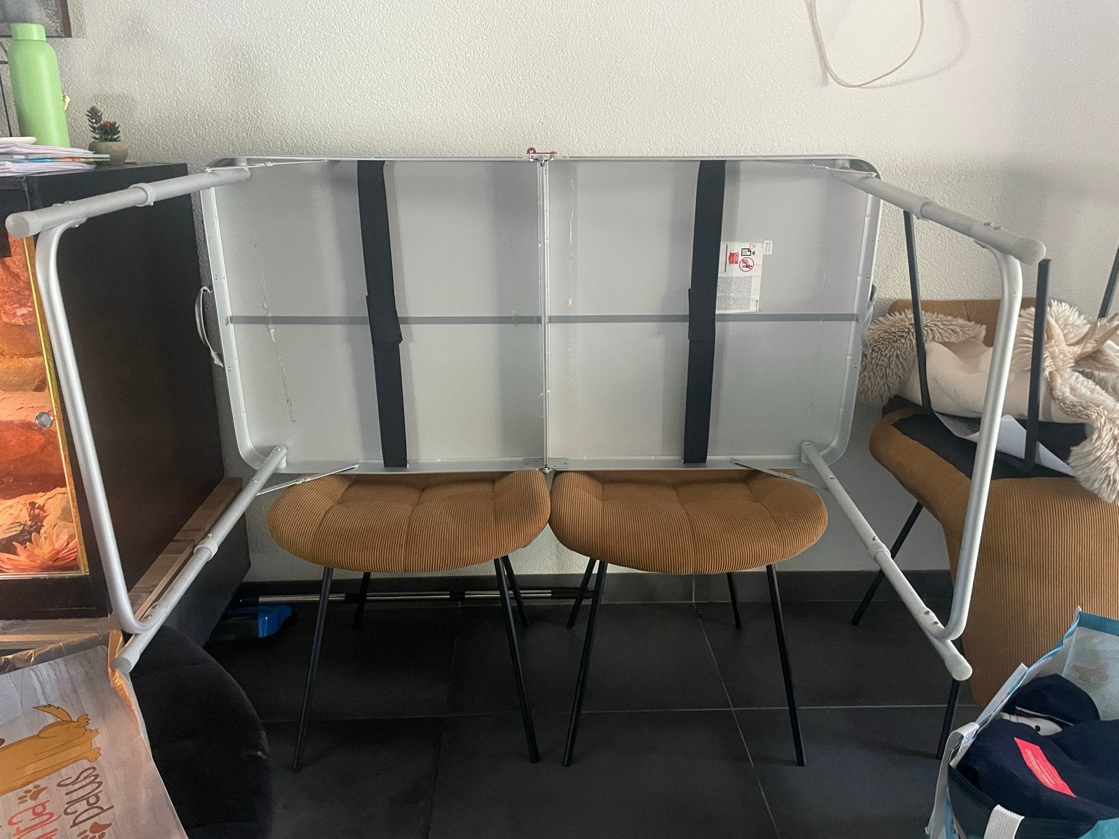Campingtafel met 4 krukjes - Inklapbaar en in hoogte verstel, Ophalen, Gebruikt, Campingtafel