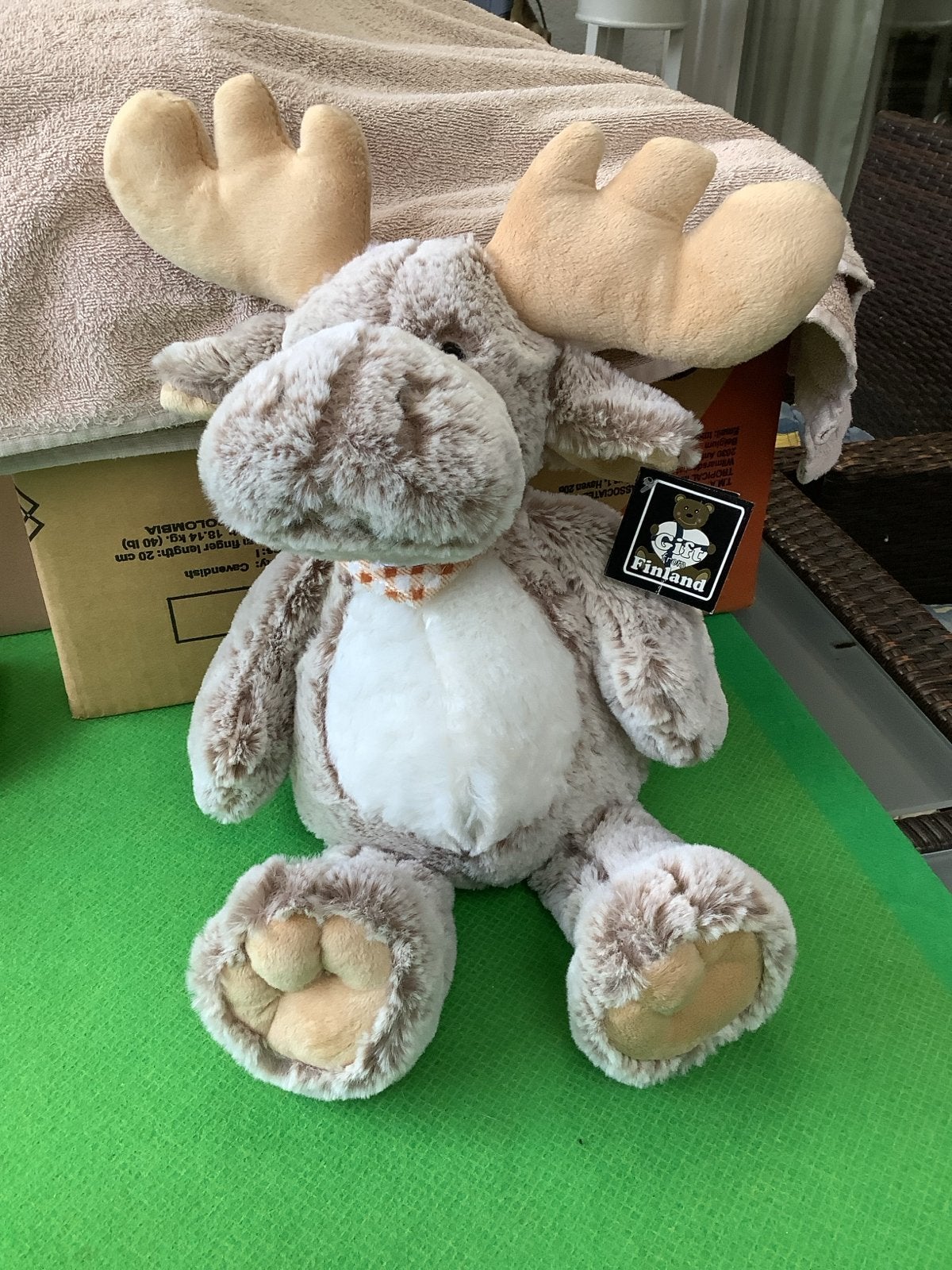 Super zachte pluche eland knuffel uit Finland - Steun KIKA, Overige typen, Nieuw, Ophalen of Verzenden, Met label