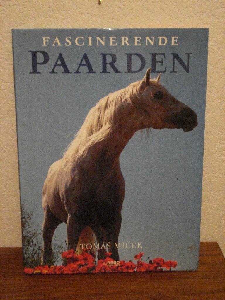 Facinerende paarden, Ophalen of Verzenden, Gelezen, Paarden of Pony's