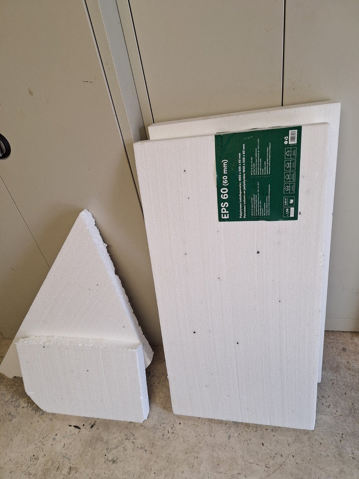 Polystyreen isolatiepaneel 60mm, Ophalen, 4 tot 8 cm, Zo goed als nieuw, Minder dan 5 m²