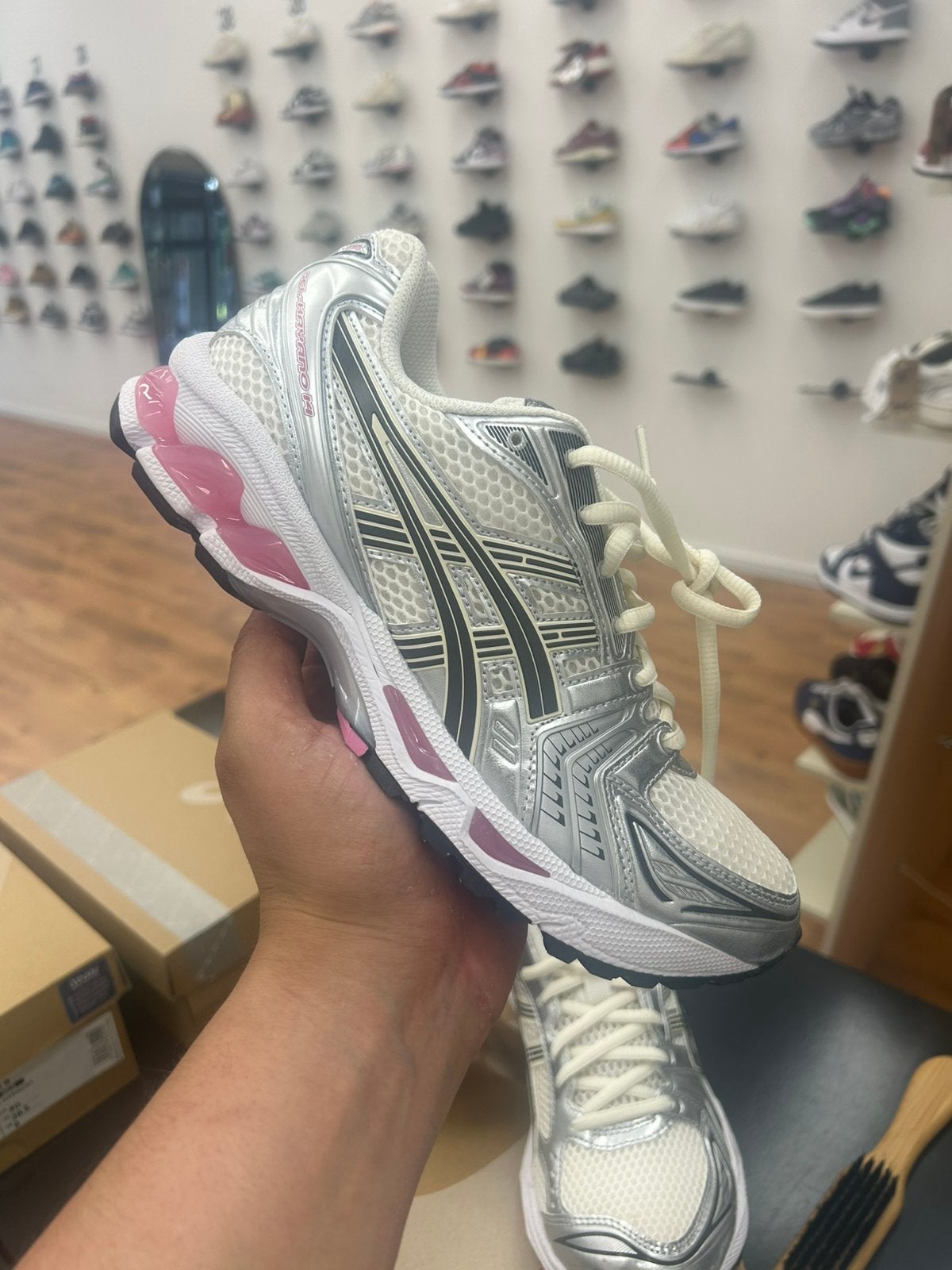 ASICS Gel-Kayano 14 Pink Maat 37.5, 38, 39, 39.5, 40 & 40.5, Nieuw, Ophalen of Verzenden, Roze, A
