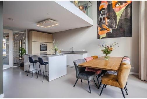 ✨ZO GOED ALS NIEUWE KEUKEN MET KOOKEILAND  ✨, Huis en Inrichting, Keuken | Complete keukens, Ophalen, Wit, Hoekkeuken, Zo goed als nieuw