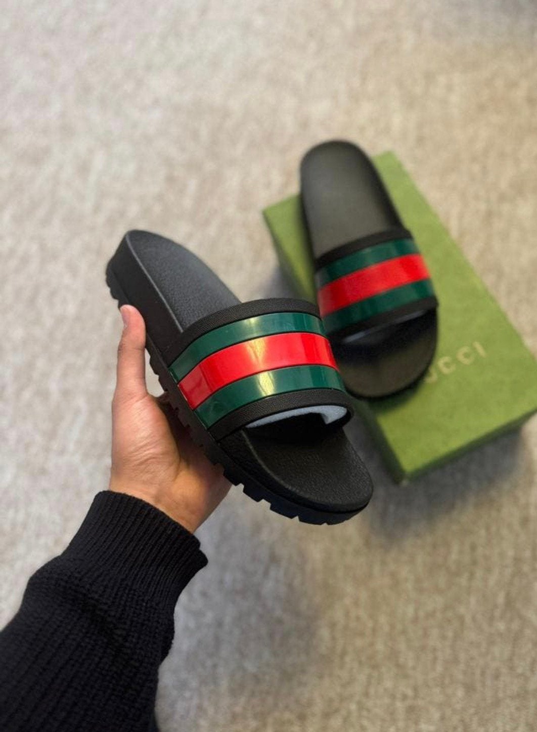 Gucci slippers maat 41, Ophalen of Verzenden, Nieuw, Overige typen