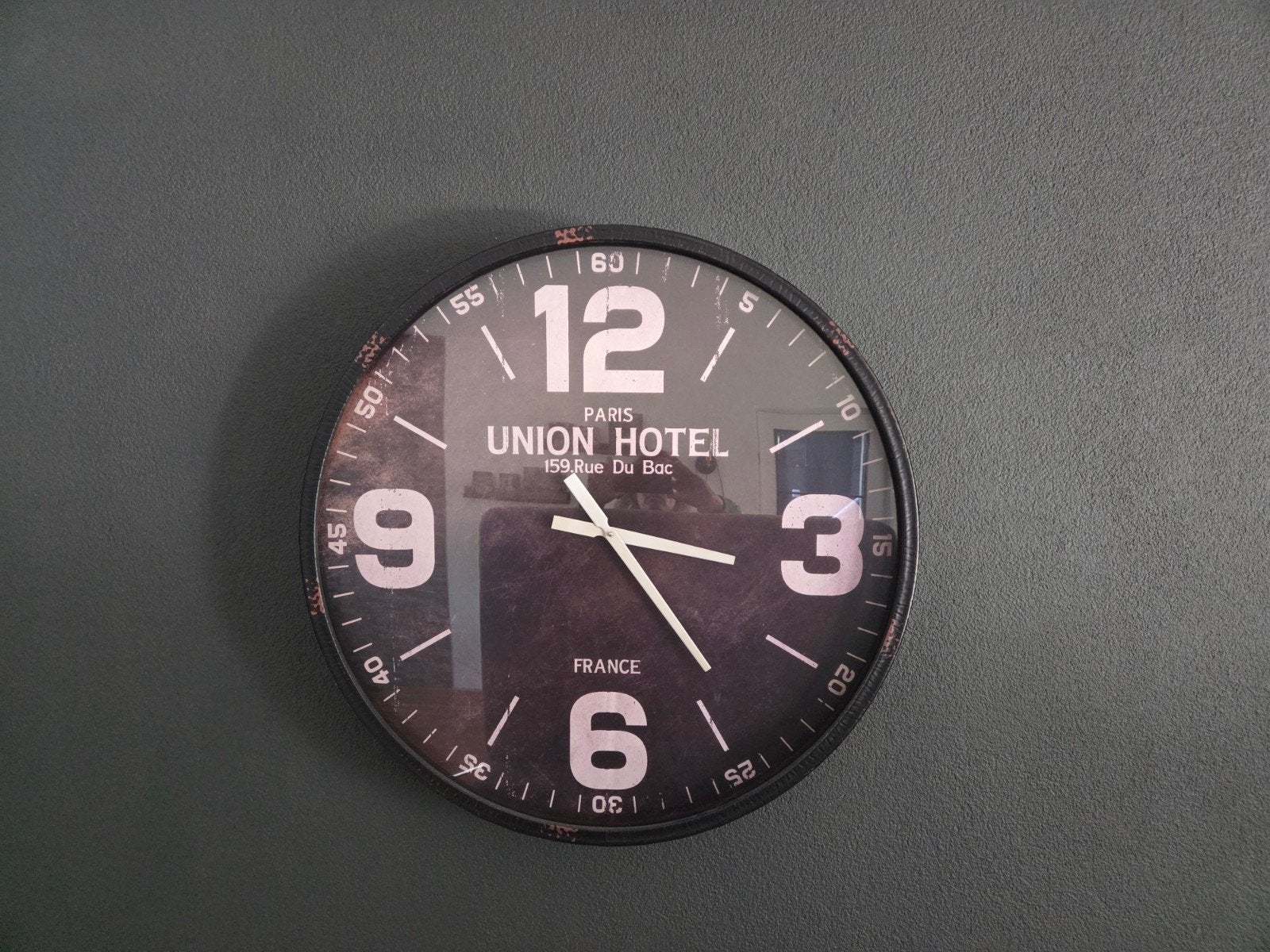 Grote wandklok Union Hotel Parijs - 76 cm doorsnede, Ophalen, Analoog, Industrieel, Zwart